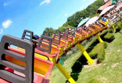 过山车视频第一视角